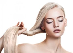 Кератиновое выравнивание волос для блондинок
